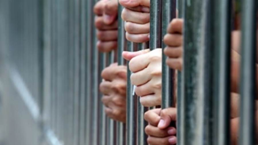 حبس 4 أشخاض بتهمة تجارة المخدرات في أوسيم 
