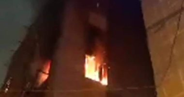 السيطرة على حريق داخل محل ملابس فى البدرشين دون إصابات 
