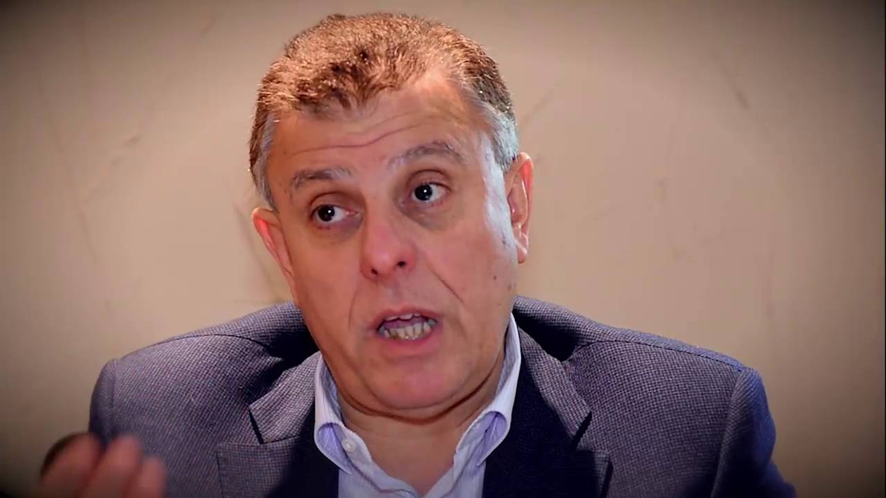 منحة 800 جنيه للعاملين والإداريين بجامعة عين شمس