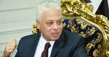 ضبط 8 عاطلين كونوا تشكيلا عصابيا للاتجار بالمخدرات والأسلحة فى بنها 
