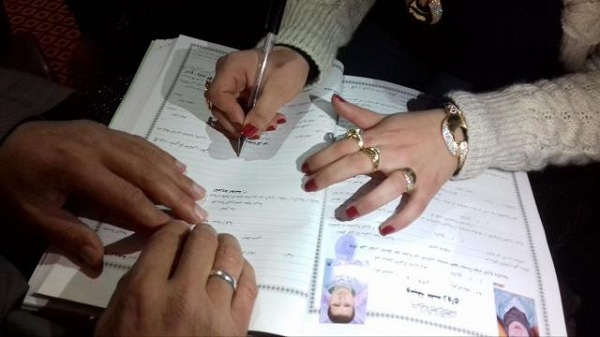 على خلفية كورونا، حقيقة وقف الزواج في مصر لسبع شهور، والحكومة توضح