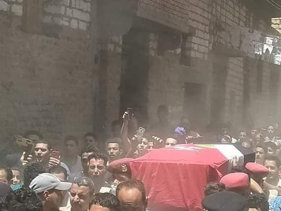 نائب محافظ المنيا والسكرتير العام يشهدان تشييع جثمان شهيدي الوطن في مطاي وديرمواس