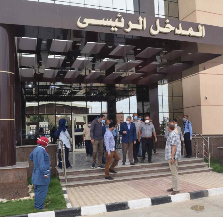 محافظ المنيا، يتابع الاعمال النهائية لتجهيز مستشفى سمالوط العام للافتتاح
