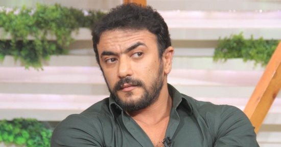 فيديو.. أحمد العوضى يؤدي تدريبات شاقة في الجيم
