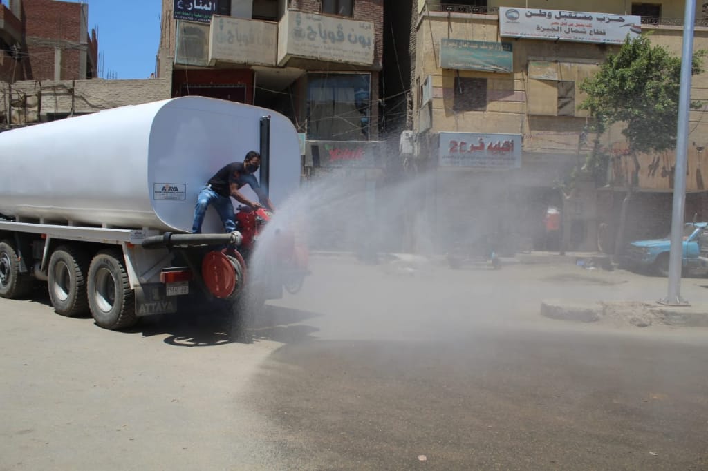 محافظ الجيزة: تطهير 25 قرية و2000 شارع ومنشاة ومرفق 

 