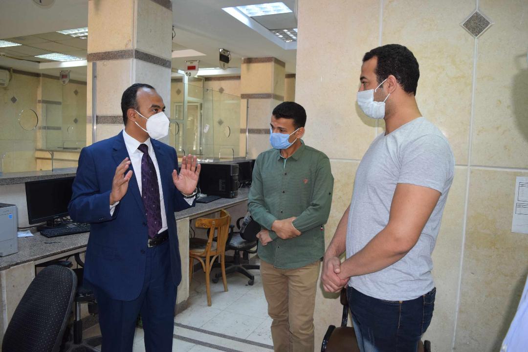 نائب محافظ المنيا، يتابع سير العمل بعدد من المشروعات ومراكز تقديم الخدمة 