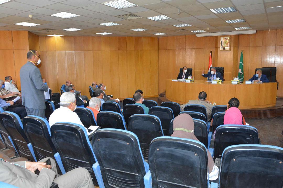 محافظ المنيا يوجه بتكثيف الحملات الرقابيه للحد من ظاهرة الذبح خارج المجازر المعتمدة