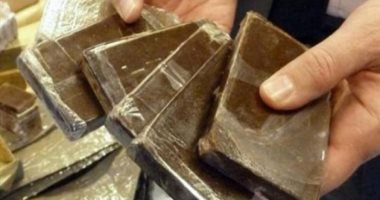 النيابة تطلب تقرير المعمل الكيميائى حول حيازة مسجل خطر 500 جرام حشيش 
