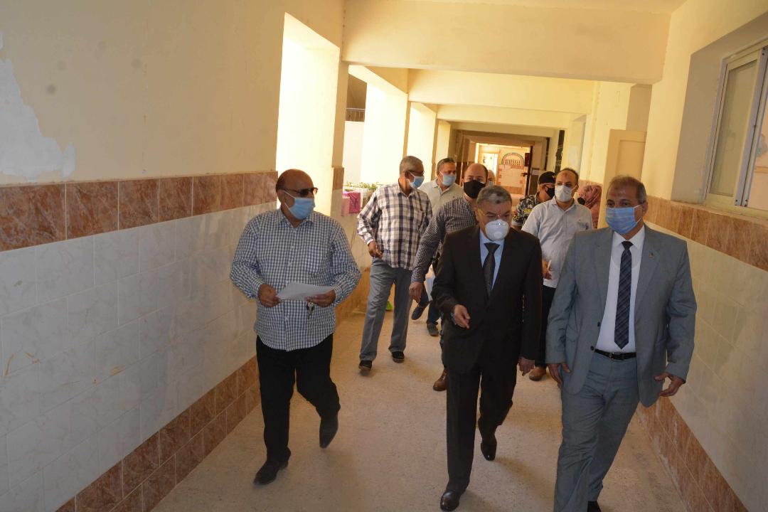 مراكز محافظة المنيا تواصل حملات ازالة التعديات والأبراج المخالفة 