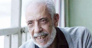 نبيل الحلفاوى عن أحمد زكى: أظنه أقرب إلى جموح رمضان من رصانة عمرو سعد 
