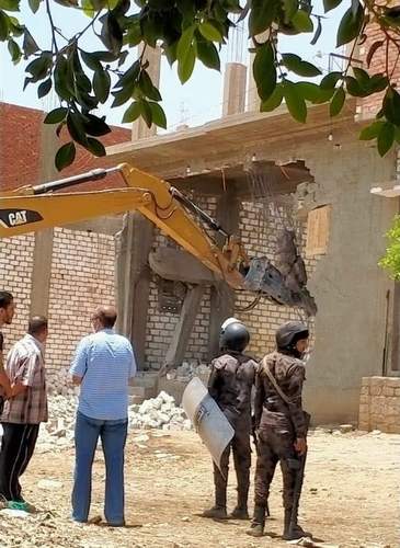 إزالة 34 حالة تعد بالبناء على الأراضي الزراعية بمراكز المنيا
