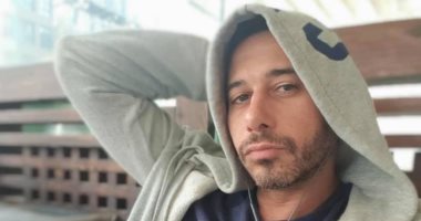بسبب التأخير.. أحمد السعدنى: أول يوم امتحانات ثانوية عامة نطيت السور عشان أدخل اللجنة 