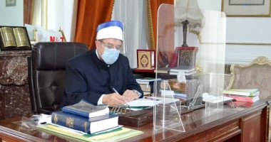 وزير الأوقاف: سعيد بفتح المساجد وشرف لنا خدمة بيوت الله وضيوف بيوته 

