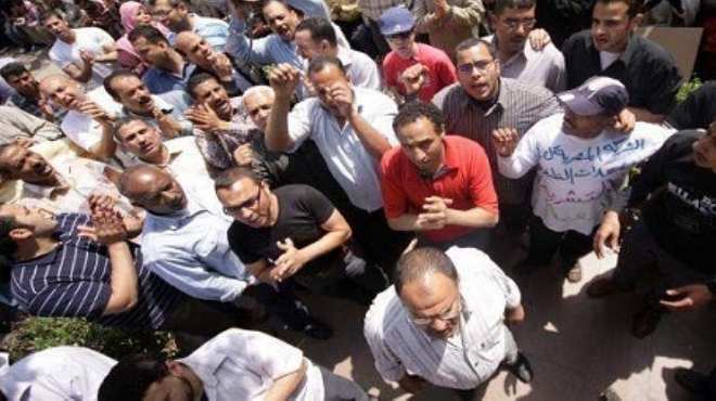 عمال ميناء سفاجا أبو طرطور يستغيثون بالرئيس: 