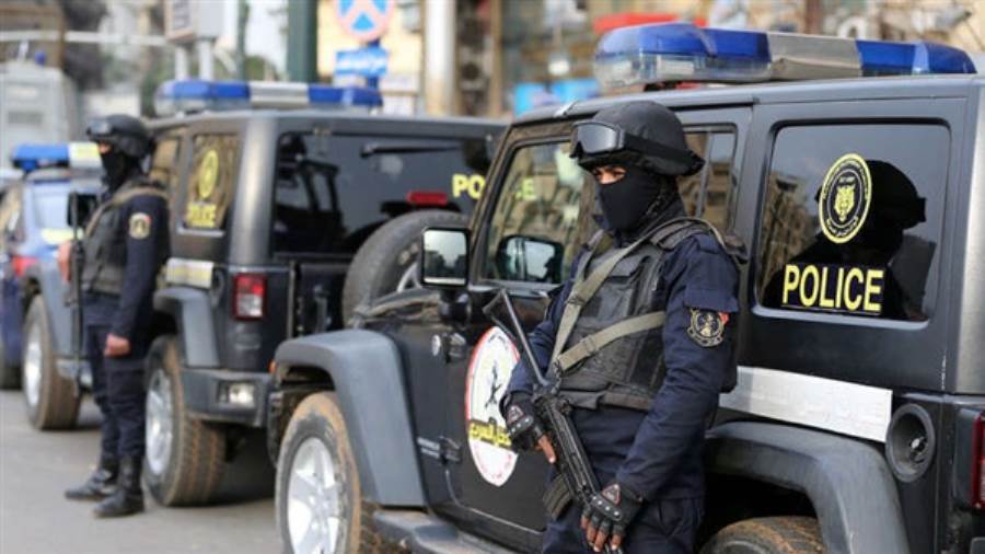 «النيابة العامة» تأمر بحبس قائد حافلة احتياطيًّا لاتهامه بقتل ضابط شرطة عمدًا بقليوب

 