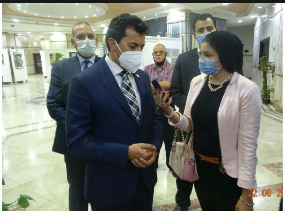 وزير الشباب والرياضه  