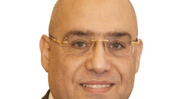 وزير الإسكان يتابع مخططات تنمية أراضى الساحل الشمالي الغربى