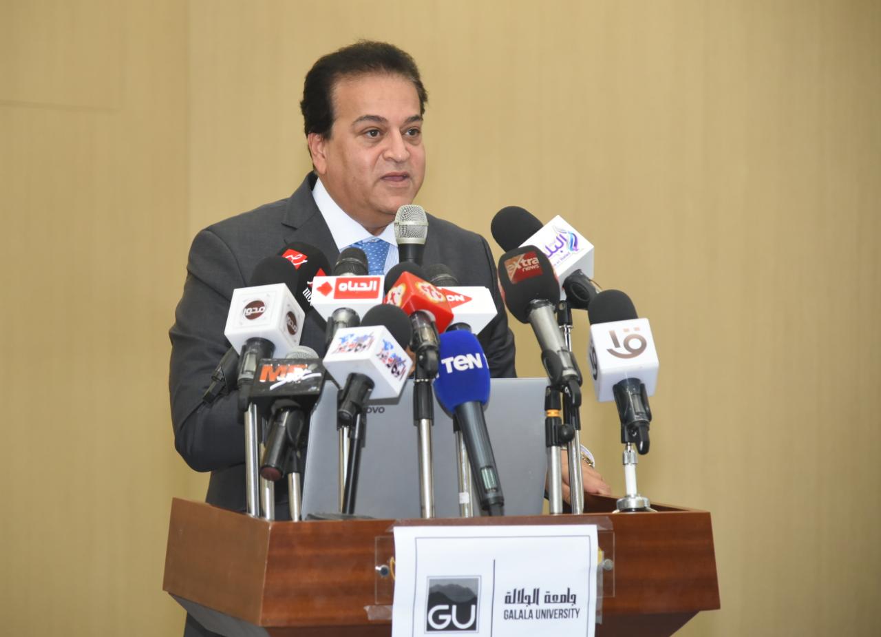 وزير التعليم العالي: وزارة الهجرة نجحت في ربط شباب الدارسين والعلماء في الخارج  بالوطن