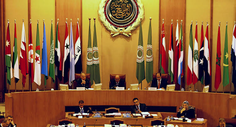اللجنة الوزارية الرباعية تطالب إيران بالكف عن تدخلاتها في الشئون العربية