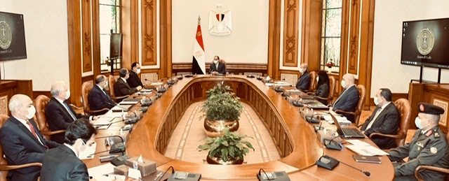 السيسي يوجه بالبدء الفوري في تنفيذ مشروع التجمعات البدوية لدعم أهالي شبه جزية سيناء 