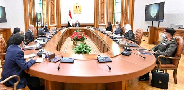 الرئيس يوجه بالتواصل المباشر مع المواطنين من أهالي المرحلة الأولى لمشروع تطوير 1500 قرية