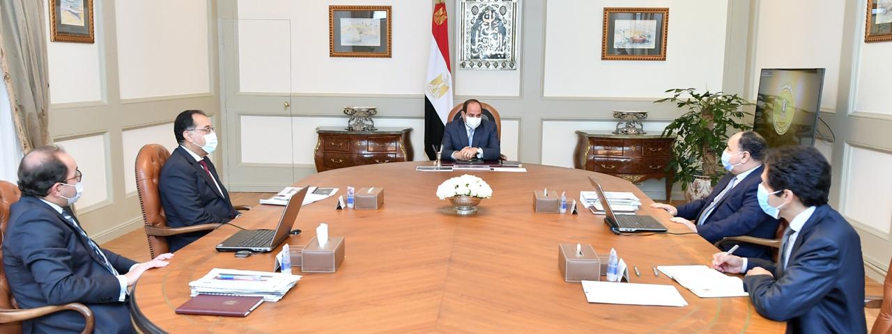 الرئيس يوجه بقيام صندوق تحيا مصر بدعم توفير لقاح كورونا للفئات المستحقة ذات الأولوية