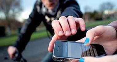 حبس تشكيل عصابى تخصص فى سرقة الهواتف المحمولة بمدينة نصر 4 أيام