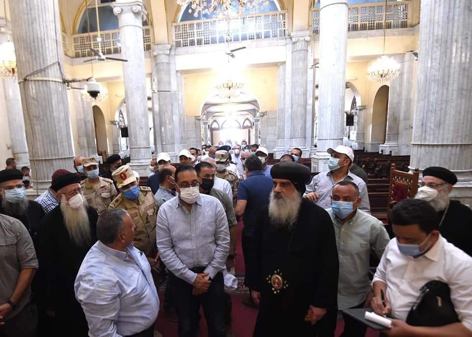في زيارة موسعة بمحافظة الأقصر:
رئيس الوزراء يتابع أعمال الترميم بمعبد الكرنك وطريق الكباش