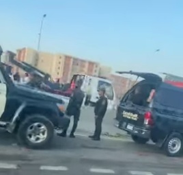 بالفيديو.. السير عكس الاتجاه يتسبب في مصرع 17 شخصا بحادث تصادم سيارة نقل بميكروباص أعلى الطريق الأوسطى 
