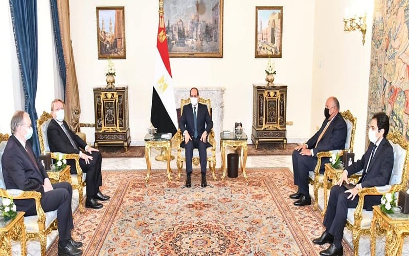 الرئيس يعرب عن تطلع مصر الى تطوير علاقات التعاون المستقبلية مع الاتحاد الاوروبي