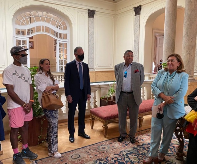 السفارة الأمريكية بالقاهرة تساهم فى  معرض الفن المعاصر 