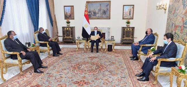 السيسي  يتلقي رسالة خطية من نظيره الكونغولي الرئيس الحالى للاتحاد الأفريقي
