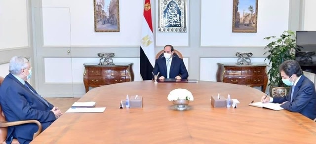 الرئيس يتابع مستجدات المبادرات الرئاسية في قطاع الصحة على مستوى الجمهورية