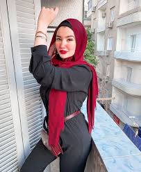 4 نوفمبر أولى جلسات إعادة محاكمة حنين حسام بتهمة الاتجار بالبشر


