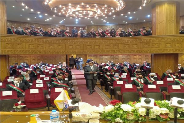 أعضاء هيئة النيابة الإدارية الجدد يؤدون اليمين أمام وزير العدل

