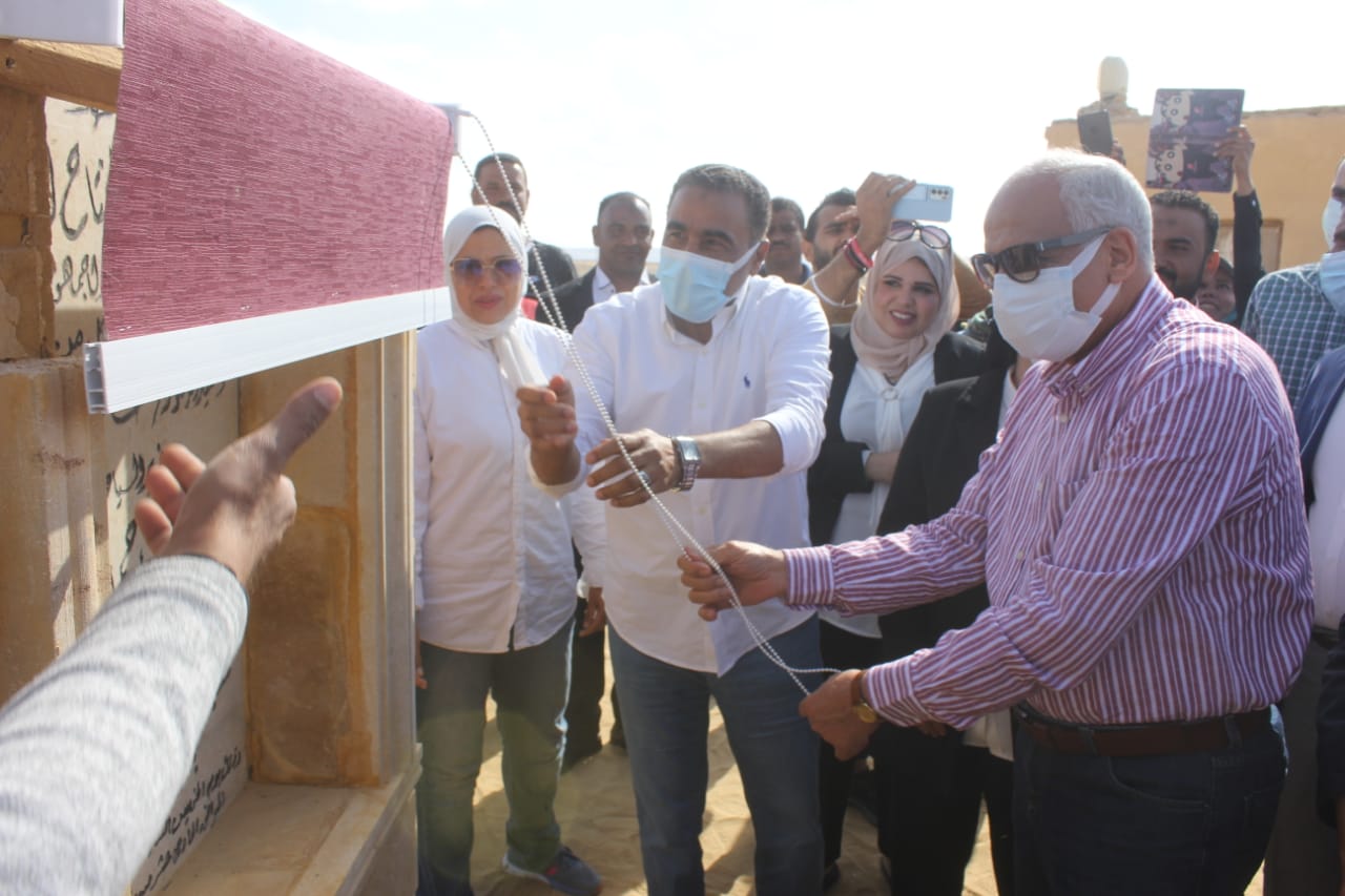 محافظ الحيزة يفتتح مقبرة وادى المومياوات الذهبية بالواحات البحرية