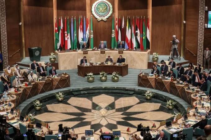 الجامعة العربية تعلن تضامنها مع المهاجرين واللاجئين العالقين على الحدود بين بيلاروسيا وبولندا