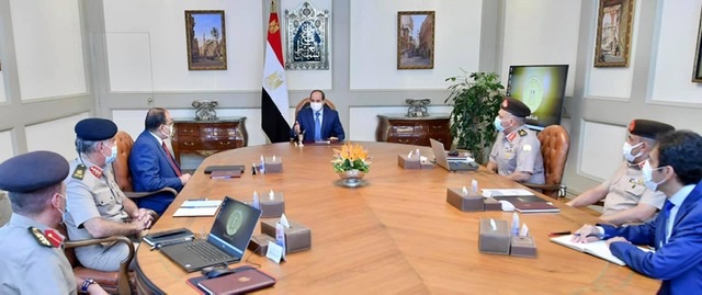 الرئيس يوجه باقامة منظومة خدمات متكاملة على امتداد الطرق والمحاور الجديدة 