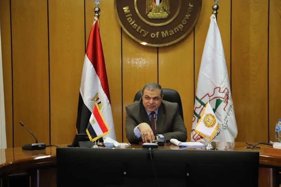 سعفان يكشف عن شهادة  تدريب العمالة المسافرة للعمل بالخارج وعمال الداخل


