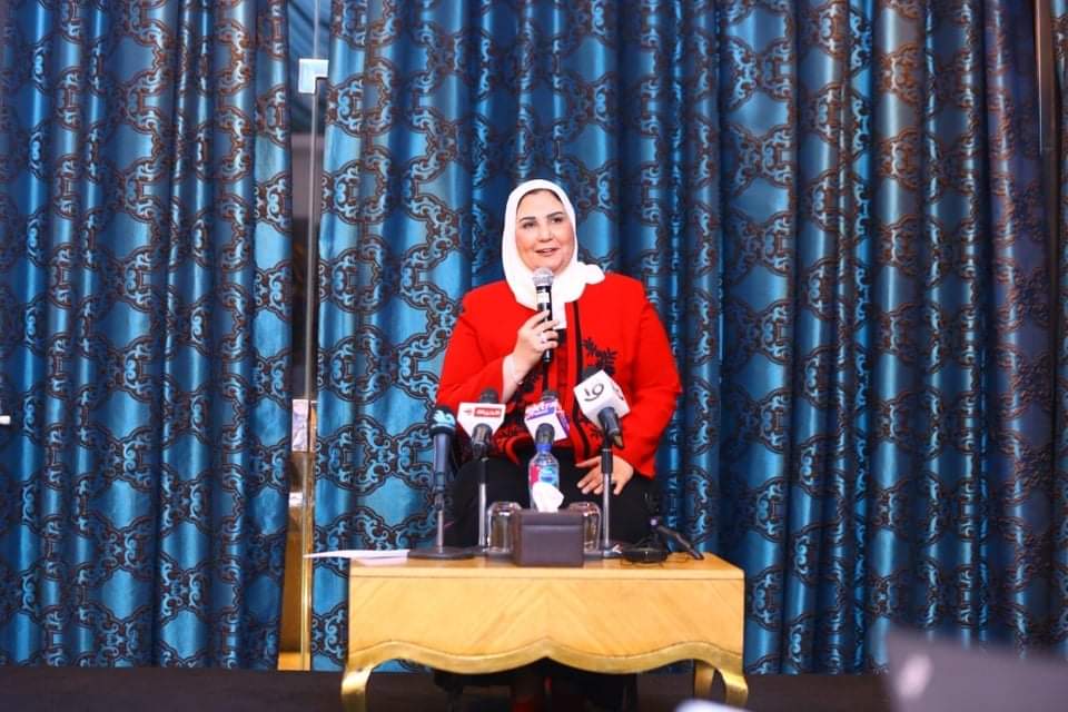 وزيرة التضامن تطلق الإطار الاستراتيجي للعمل التطوعي في مصر


