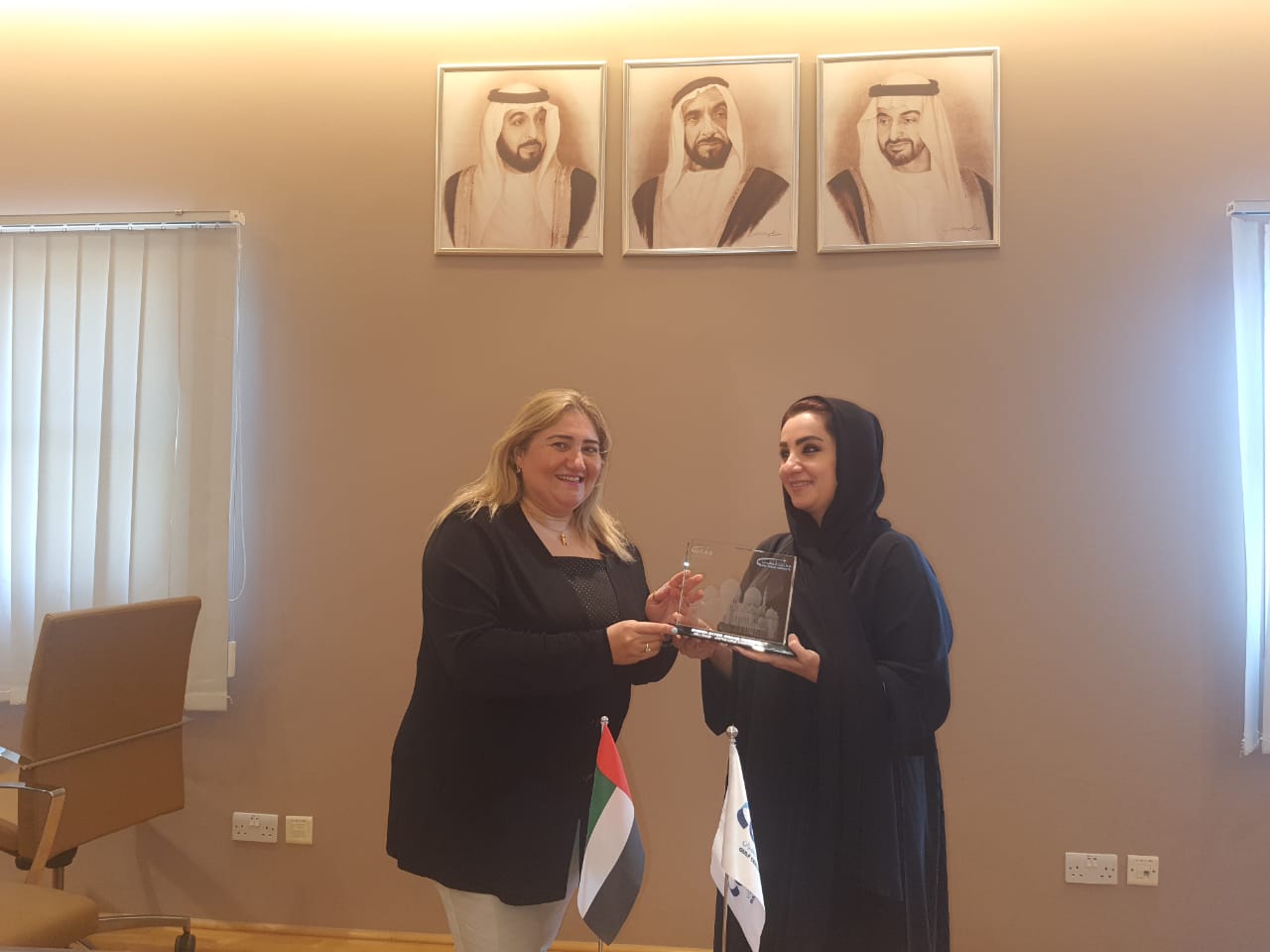 الشركة المصرية للمطارات تعقد اجتماعاً مع مركز تدريب أبو ظبى للمطارات


