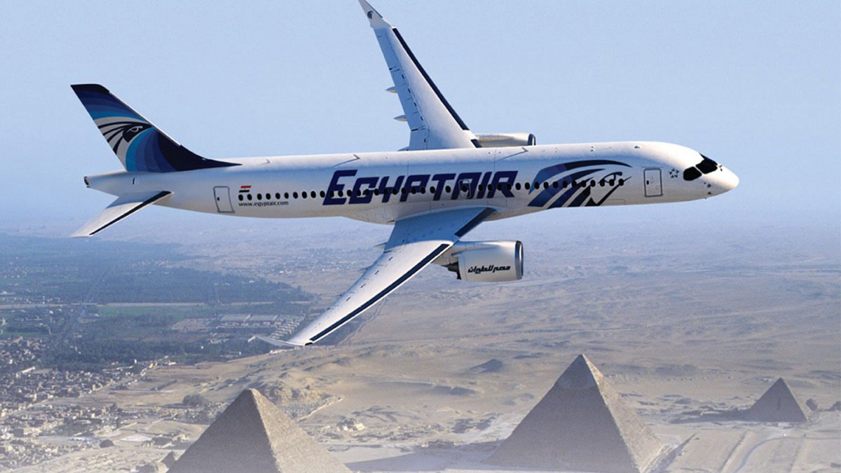 مصر للطيران تطلب من المسافرين مراجعة تعليمات وضوابط السفر إلي الدول المختلفة قبل المغادرة