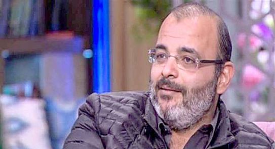 أيمن بهجت قمر عن مقاضاة مطربي المهرجانات: