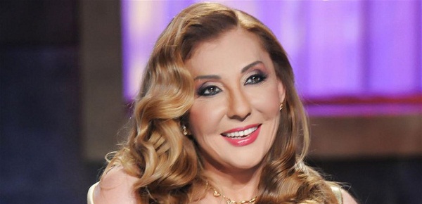 فيديو..نادية الجندي: بيجيلي عرسان كتير بس كل تفكيري في الفن