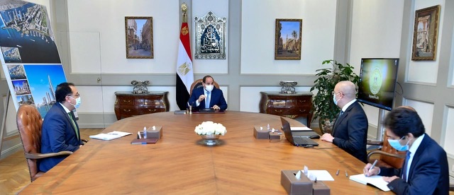 الرئيس السيسي يوجه باستمرار العمل  بمشروعات الإسكان بالمدن الجديدة