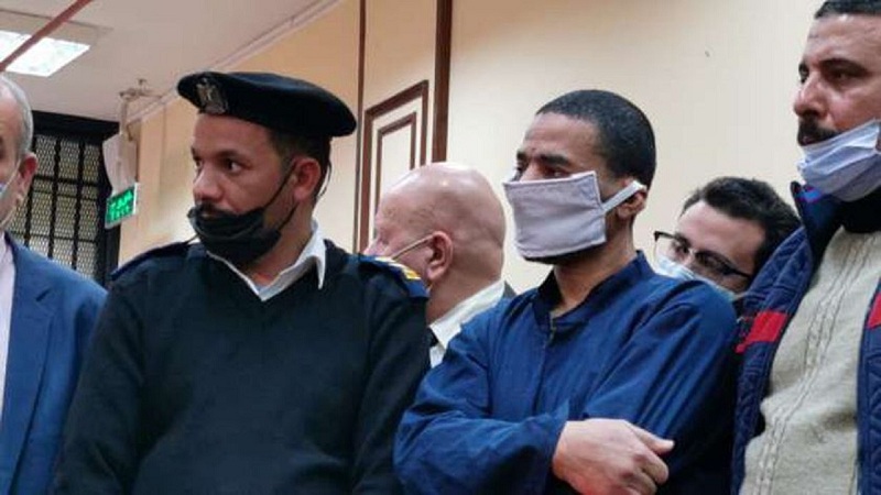 للمرة الثانية في 24 ساعة.. إحالة أوراق «سفاح الجيزة» للمفتي
 
