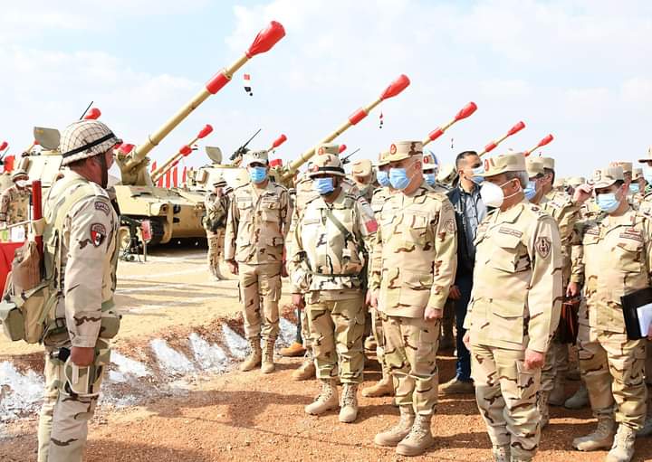 رئيس الأركان يشهد تنفيذ المشروع الاستراتيجى التعبوى التخصصى لإدارة المدفعية 