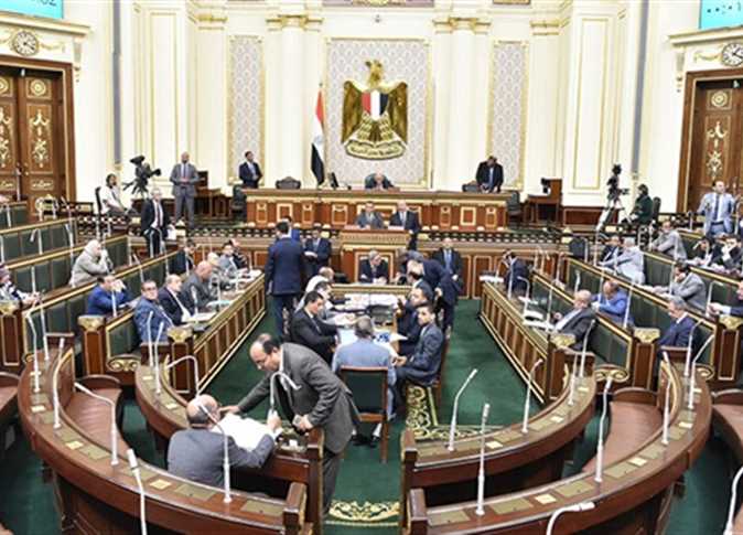 مجلس النواب يوافق على زيادة سنوية 6 بالمئة على رسوم ترخيص المركبات
