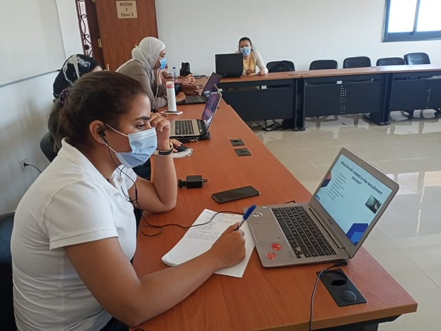 الولايات المتحدة تعلن عن 14.5 مليون دولار لإعداد طلاب الجامعات المصرية لسوق العمل  