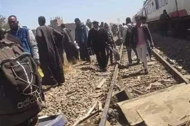 التحفظ على الصندوقين الأسودين لقطاري سوهاج وعدد من الفنيين 

